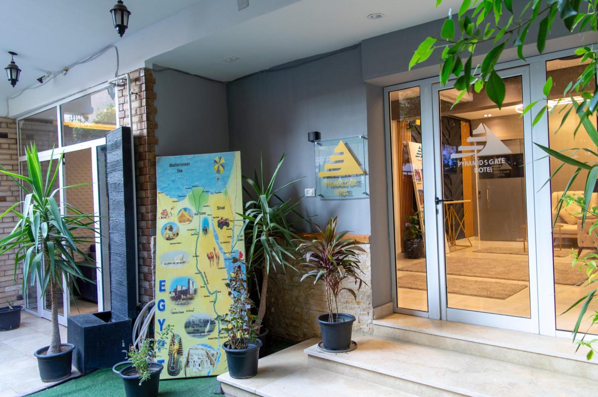The Pyramids Gate Inn Kafret el-Gabal Kültér fotó