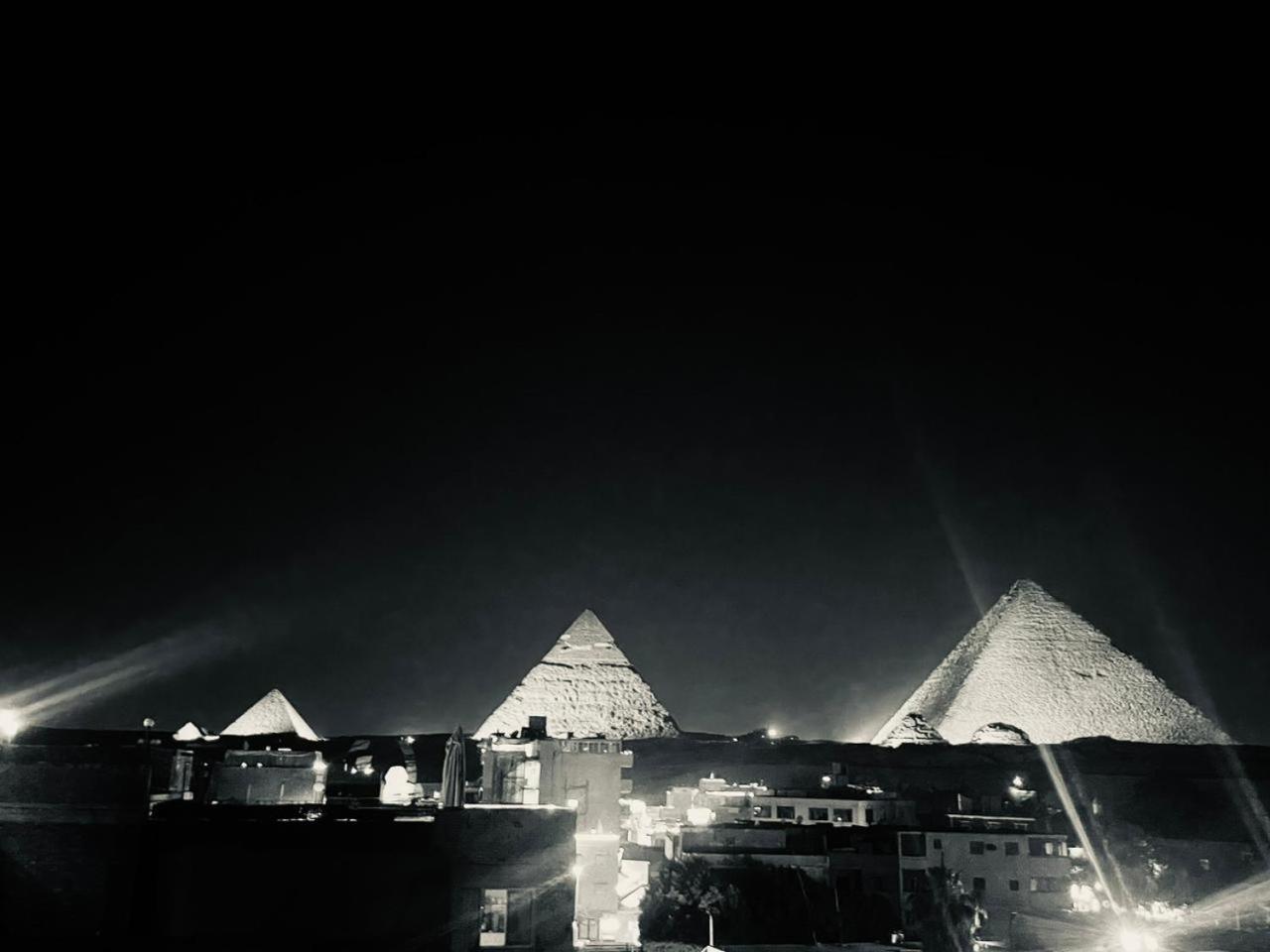 The Pyramids Gate Inn Kafret el-Gabal Kültér fotó